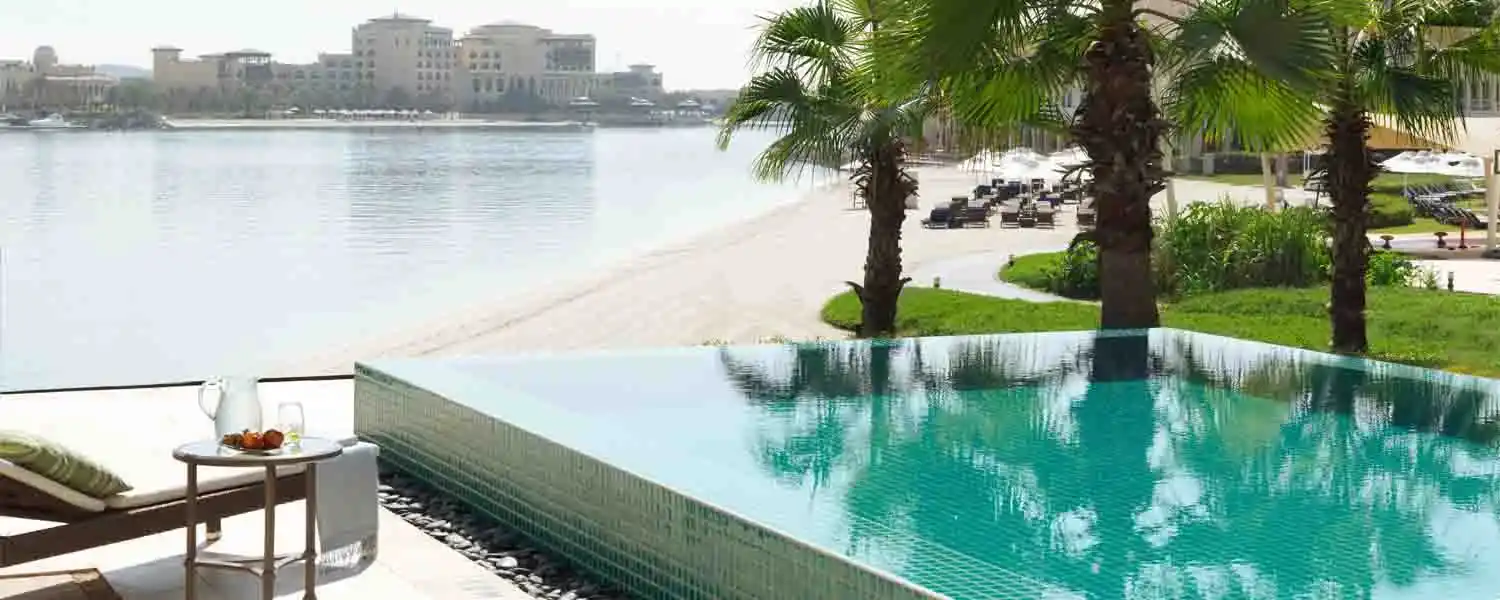 The Ritz-Carlton Abu Dhabi, Grand Canal-1